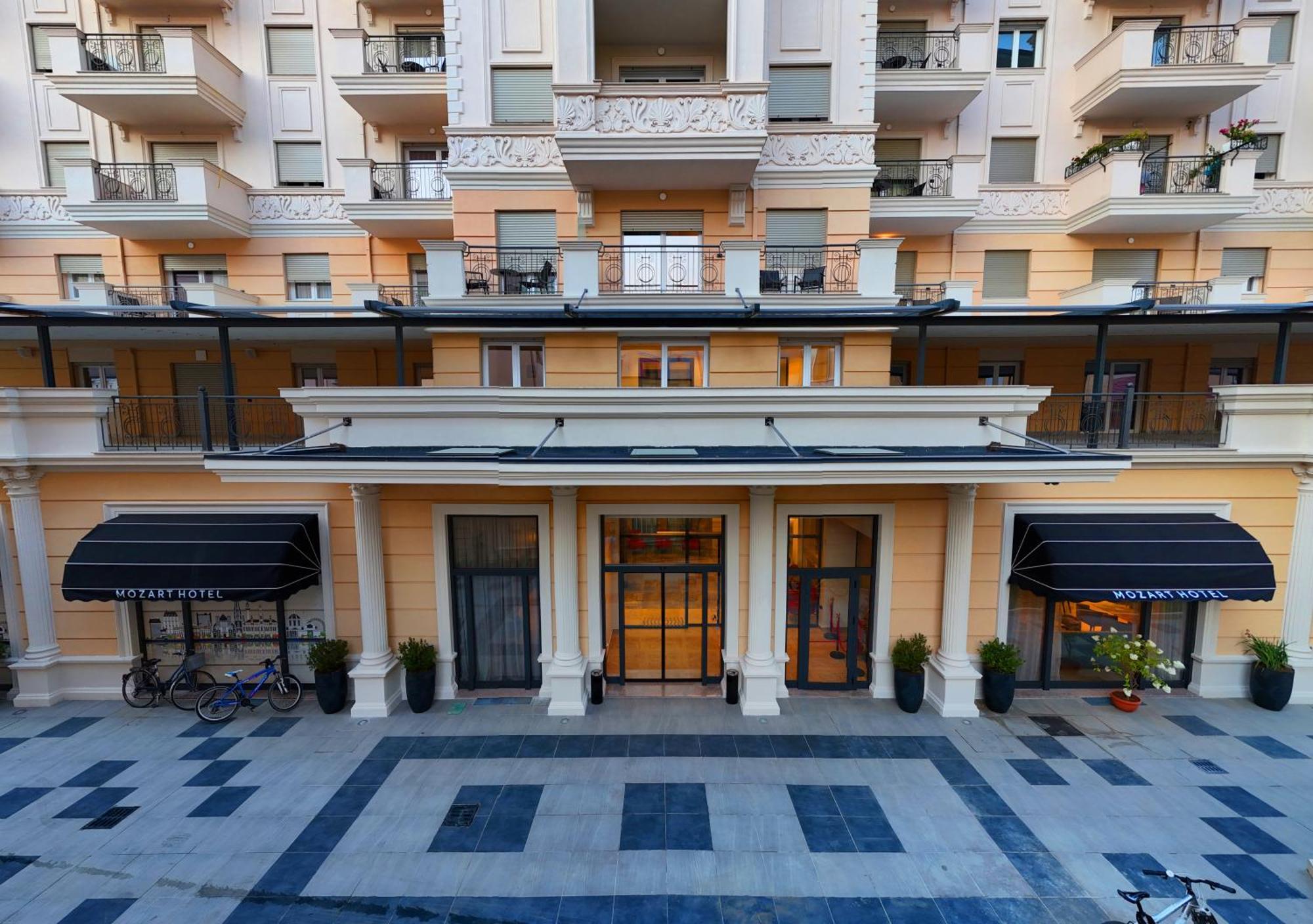 Hotel Mozart Shkodër 外观 照片